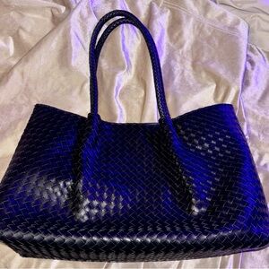 Elegant Black Tote with Glossy Woven Texture